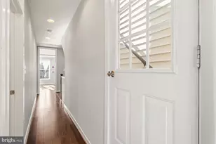 2307 E Fairmount Ave, Baltimore, MD 21224 - Photo 27