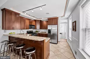 719 S Eaton St, Baltimore, MD 21224 - Photo 11