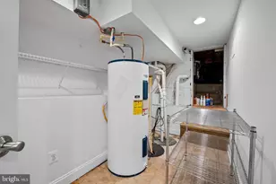 719 S Eaton St, Baltimore, MD 21224 - Photo 41