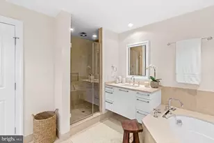 801 Key Hwy, Baltimore, MD 21230 - Photo 15