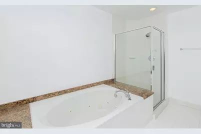 100 Harborview Drive #513, Baltimore, MD 21230 - Photo 19