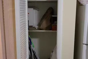 3737 Clarks Ln, Baltimore, MD 21215 - Photo 7