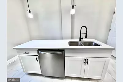 2328 Calverton Heights Avenue, Baltimore, MD 21216 - Photo 7