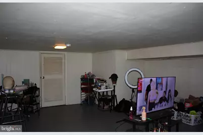 700 Cumberland Street, Baltimore, MD 21217 - Photo 17