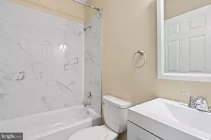 2712 Ashland Ave, Baltimore, MD 21205 - Photo 11