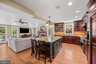 5911 Meadowood Rd, Baltimore, MD 21212 - Photo 3