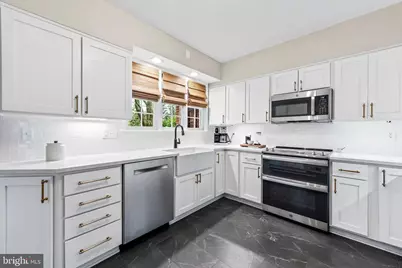 103 Saint Dunstans Road, Baltimore, MD 21212 - Photo 15