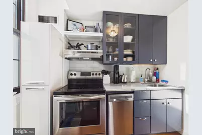 1 E Chase Street #412, Baltimore, MD 21202 - Photo 15