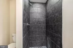 1339 W Lafayette Ave, Baltimore, MD 21217 - Photo 21