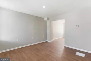 3427 Ravenwood Ave, Baltimore, MD 21213 - Photo 3