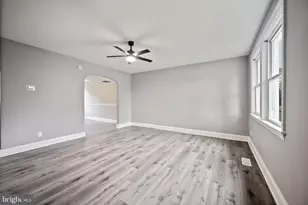 28 S Bernice Ave, Baltimore, MD 21229 - Photo 11