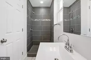 1229 W Saratoga St, Baltimore, MD 21223 - Photo 19