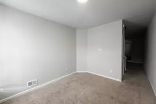 411 N Chester St, Baltimore, MD 21231 - Photo 9