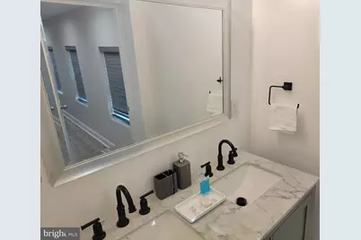 401 S Ann Street, Baltimore, MD 21231 - Photo 11