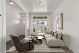 121 S Monastery Ave S, Baltimore, MD 21229 - Photo 3