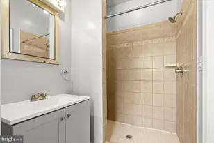 1012 W Lombard St, Baltimore, MD 21223 - Photo 31