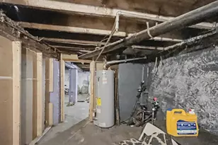 621 N Edgewood St, Baltimore, MD 21229 - Photo 15