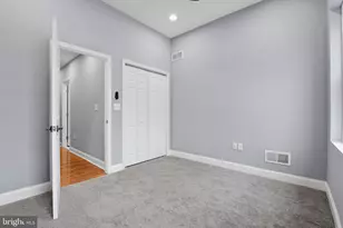 236 S Clinton St, Baltimore, MD 21224 - Photo 17