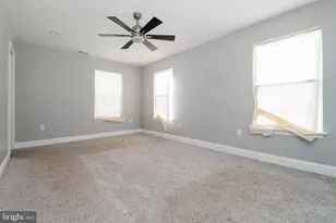 1013 Myrtle Ave, Baltimore, MD 21201 - Photo 13