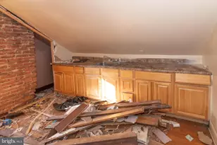 3900 5th St, Baltimore, MD 21225 - Photo 35