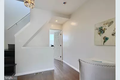 2242 E Fairmount Avenue, Baltimore, MD 21231 - Photo 3