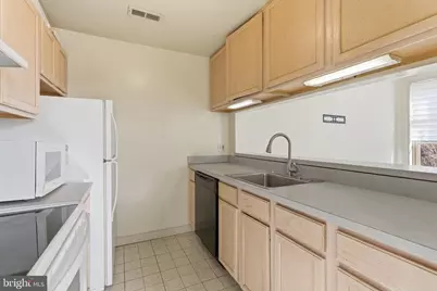 828 S Charles Street #A, Baltimore, MD 21230 - Photo 11