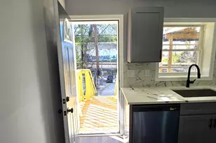 304 S Lehigh St, Baltimore, MD 21224 - Photo 15