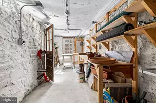 1801 Fairbank Rd, Baltimore, MD 21209 - Photo 33