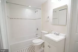 119 N Duncan St, Baltimore, MD 21231 - Photo 31