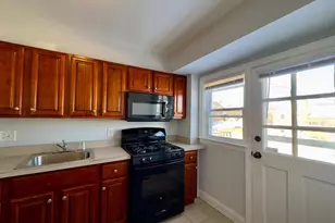 902 Andover Rd, Baltimore, MD 21218 - Photo 5