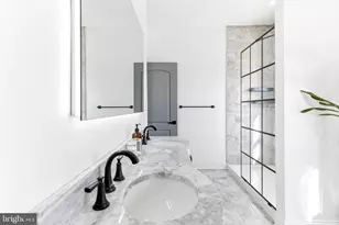 737 Dolphin St, Baltimore, MD 21217 - Photo 43