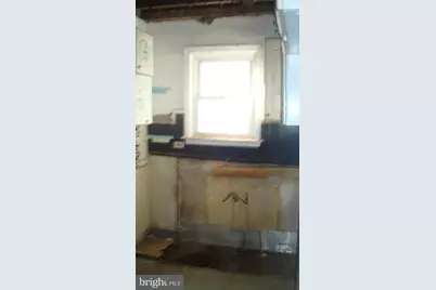 1809 E 32nd Street, Baltimore, MD 21218 - Photo 15