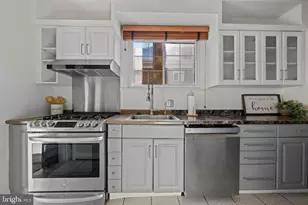 2803 Manhattan Ave, Baltimore, MD 21215 - Photo 17