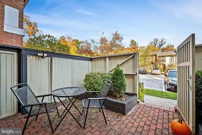 42 Bouton Green Court, Baltimore, MD 21210 - Photo 3