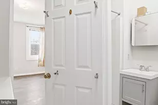 229 S Fremont Ave, Baltimore, MD 21230 - Photo 19