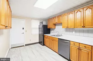 229 S Fremont Ave, Baltimore, MD 21230 - Photo 7