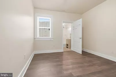 229 S Fremont Avenue, Baltimore, MD 21230 - Photo 11