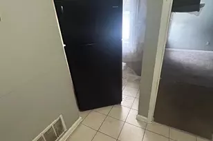 207 N Carey St, Baltimore, MD 21223 - Photo 19