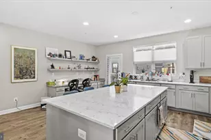 4005 Harmony Ct, Baltimore, MD 21224 - Photo 7