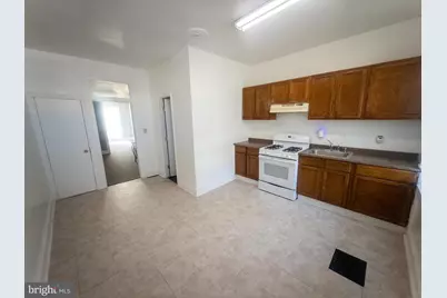 2122 W Lexington Street W, Baltimore, MD 21223 - Photo 5