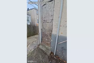 2027 Clifton Avenue, Baltimore, MD 21217 - Photo 59