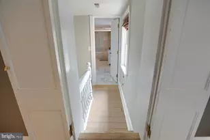 111 Barre Street W, Baltimore, MD 21201 - Photo 27