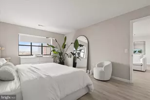 2702 Lighthouse Point E, Baltimore, MD 21224 - Photo 23