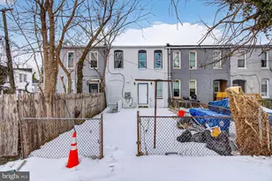 2927 Ellicott Dr, Baltimore, MD 21216 - Photo 33