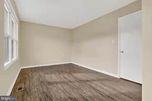 814 Showell Ct, Baltimore, MD 21202 - Photo 9