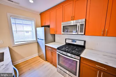 907 Stiles Street #B, Baltimore, MD 21202 - Photo 5