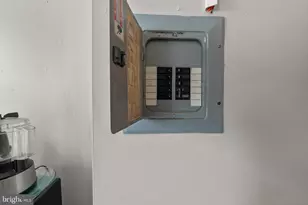 28 E 25th St, Baltimore, MD 21218 - Photo 35