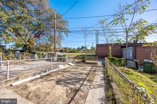 117 S Collins Ave S, Baltimore, MD 21229 - Photo 27