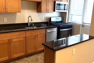 586 Lucia Ave, Baltimore, MD 21229 - Photo 3