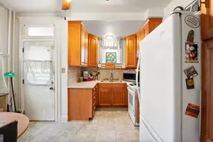 3505 Grantley Rd, Baltimore, MD 21215 - Photo 7